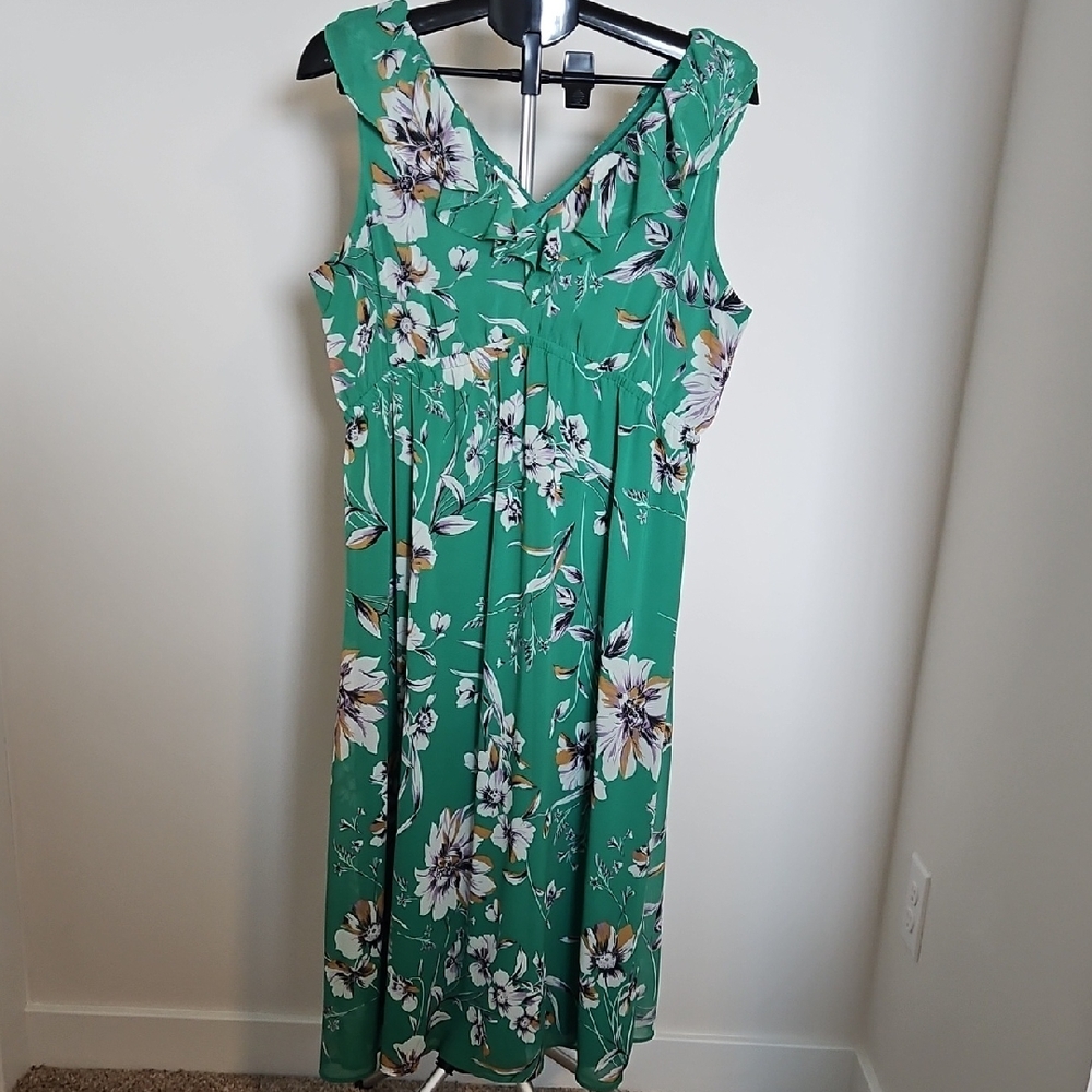 Maurices Green and White Ruffled Sundress